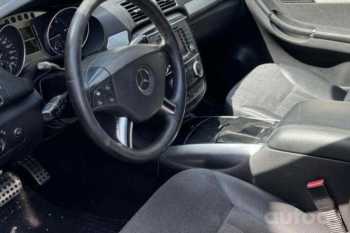 Mercedes-Benz R-Class W251 Minivan