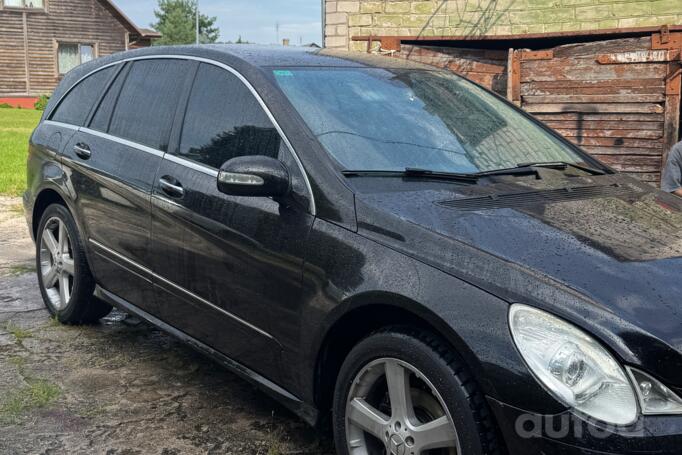Mercedes-Benz R-Class W251 Minivan