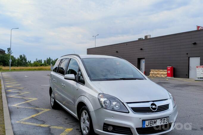 Opel Zafira B Minivan 5-doors