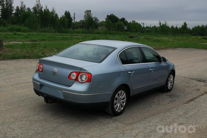 Volkswagen Passat B6 Sedan 4-doors