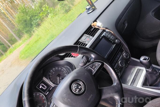 Skoda Octavia 3 generation Combi wagon 5-doors