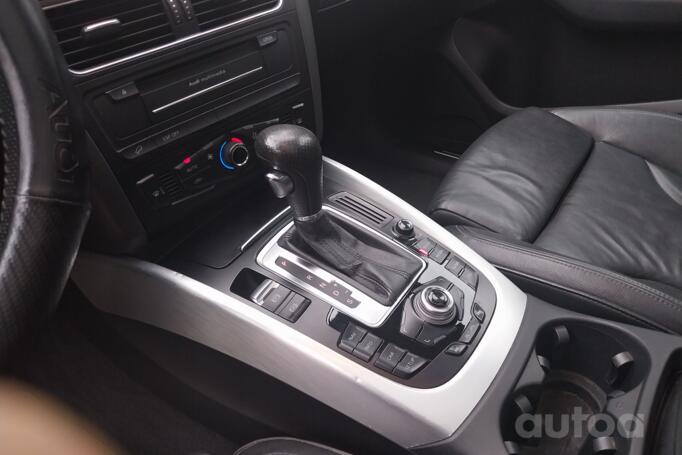 Audi Q5 8R Crossover