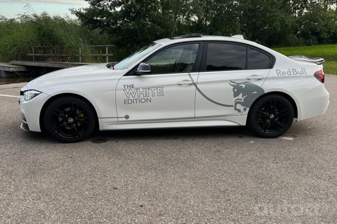 BMW 320 2013