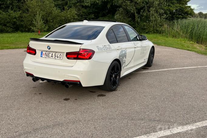 BMW 320 2013