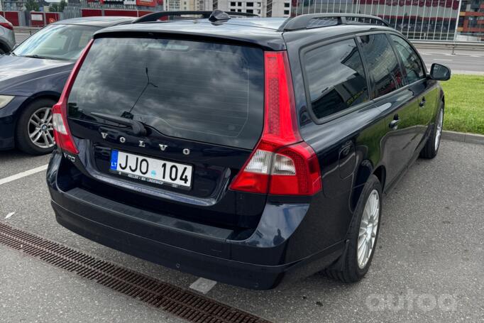 Volvo V70 3 generation wagon