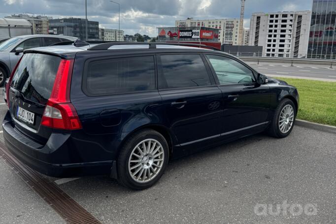 Volvo V70 3 generation wagon
