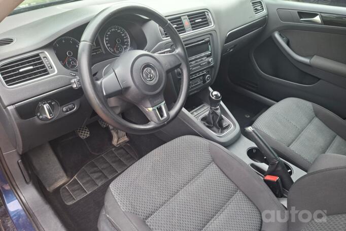 Volkswagen Jetta 6 generation Sedan