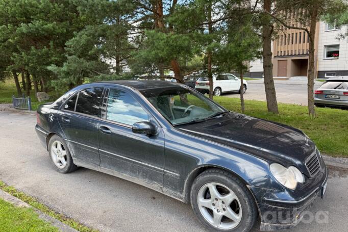 Mercedes-Benz C-Class W203/S203/CL203 Sedan