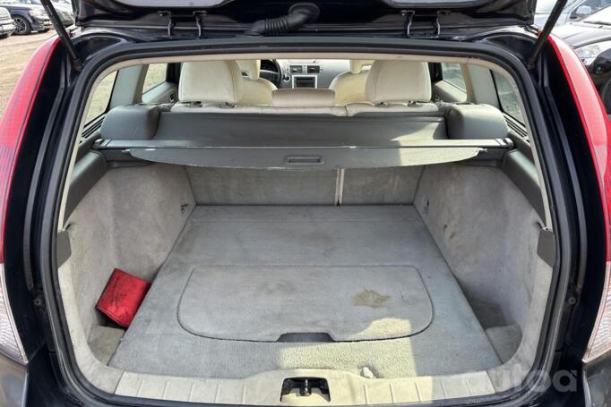 Volvo V50 1 generation [restyling]