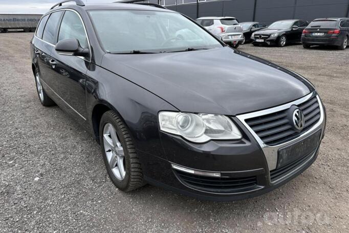 Volkswagen Passat B6 wagon 5-doors