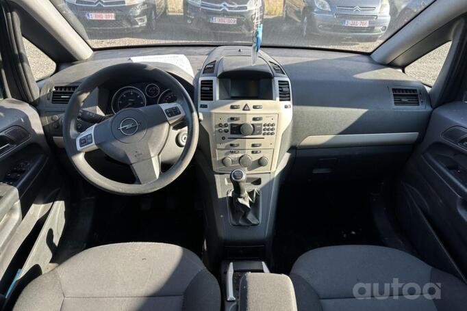 Opel Zafira B Minivan 5-doors