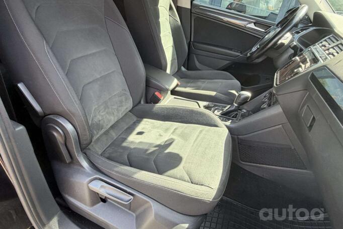 Volkswagen Tiguan 2 generation Crossover 5-doors