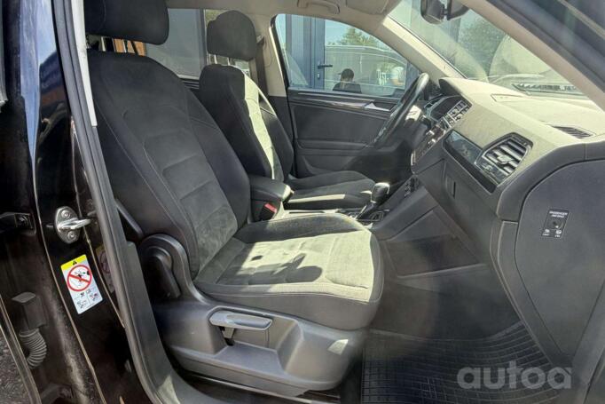 Volkswagen Tiguan 2 generation Crossover 5-doors