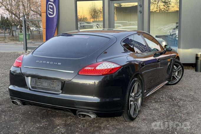 Porsche Panamera 970 Liftback