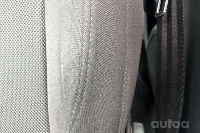 Audi A4 B9 Avant wagon 5-doors