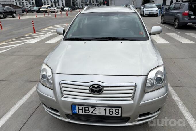 Toyota Avensis 2 generation wagon