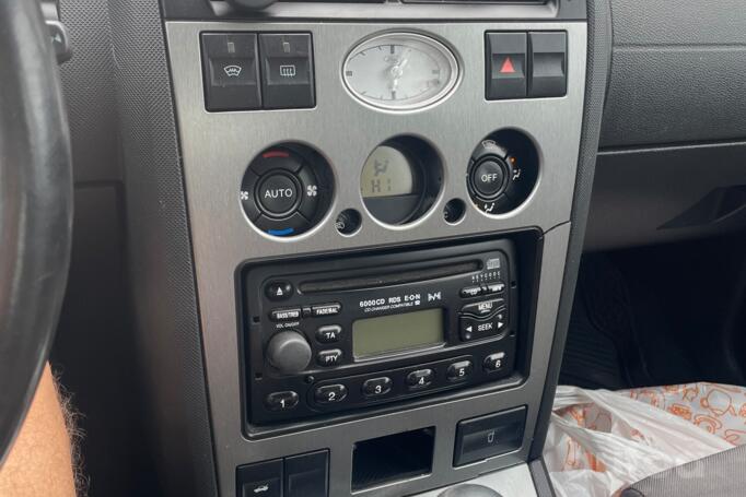 Ford Mondeo 3 generation Liftback