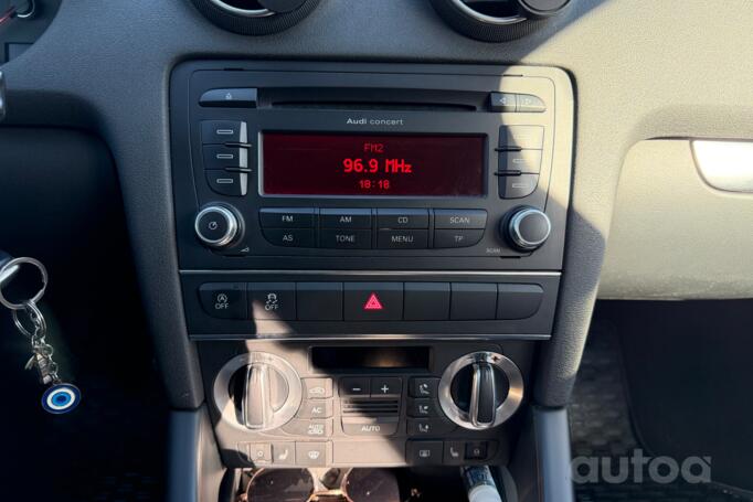 Audi A3 8P/8PA [2th restyling] Sportback hatchback 5-doors