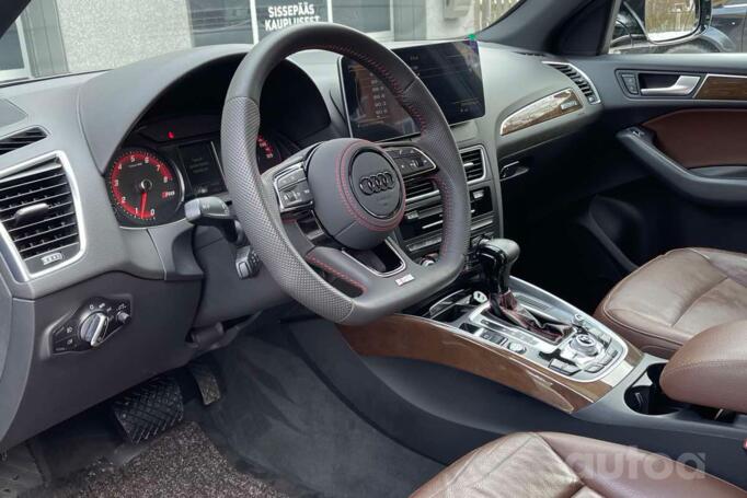 Audi Q5 8R [restyling] Crossover