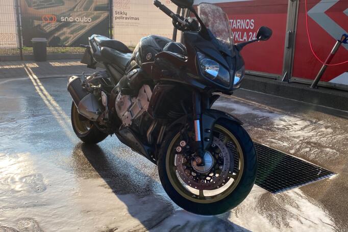 Yamaha FZ