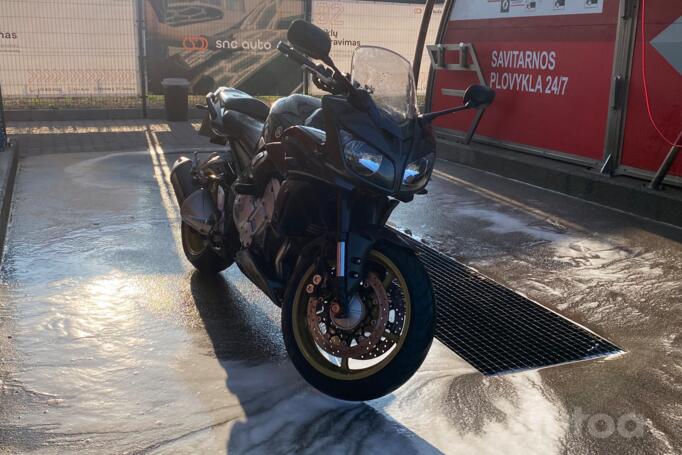 Yamaha FZ