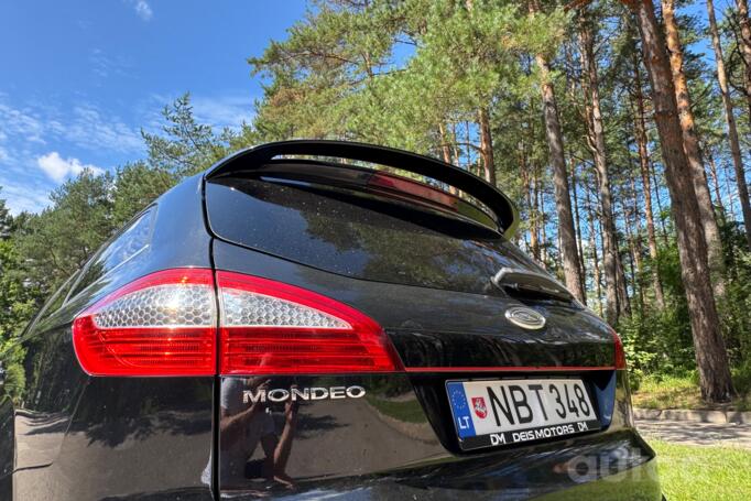 Ford Mondeo 4 generation wagon