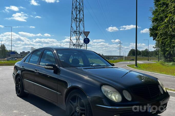 Mercedes-Benz E-Class W211 Sedan