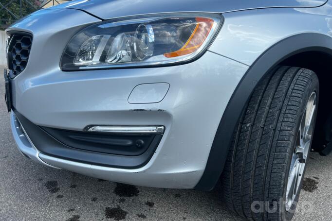 Volvo V60 Cross Country 1 generation wagon 5-doors