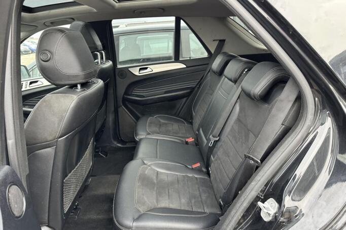 Mercedes-Benz M-Class W166 Crossover 5-doors