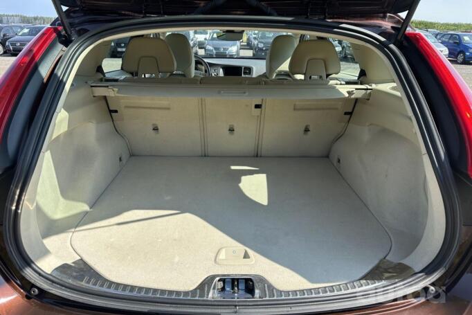 Volvo V60 Cross Country 2 generation wagon