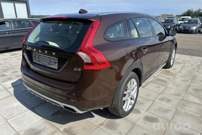 Volvo V60 Cross Country 2 generation wagon