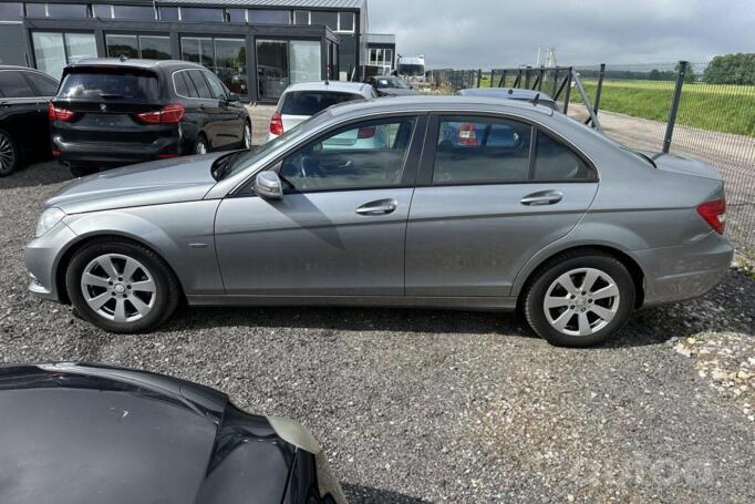 Mercedes-Benz C-Class W204/S204 Sedan