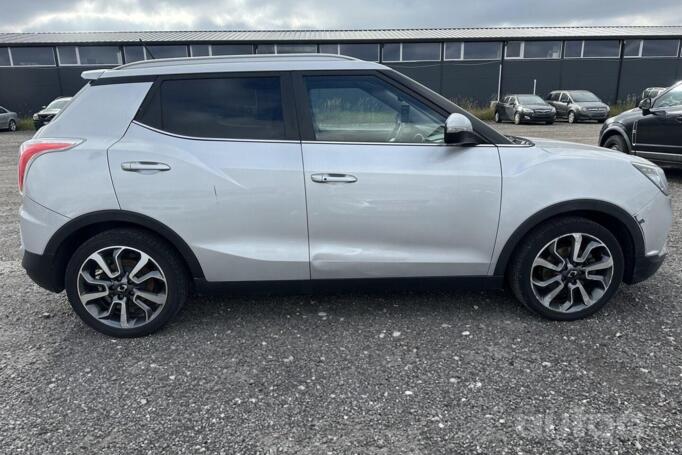 SsangYong Tivoli 1 generation Crossover 5-doors