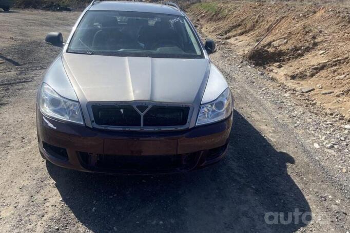 Skoda Octavia 2 generation [restyling] Combi wagon 5-doors