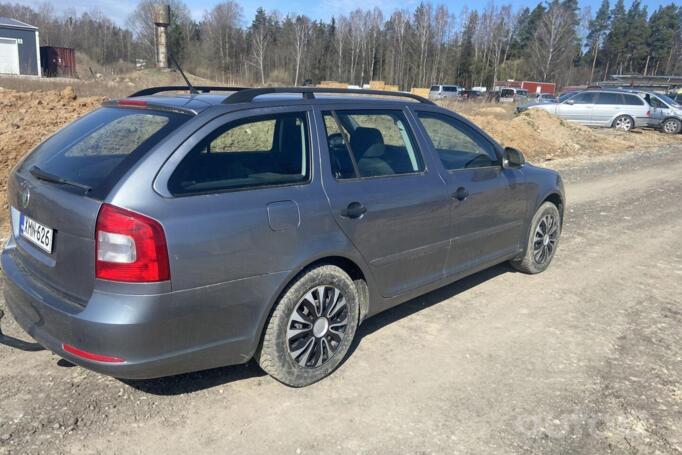Skoda Octavia 2 generation [restyling] Combi wagon 5-doors