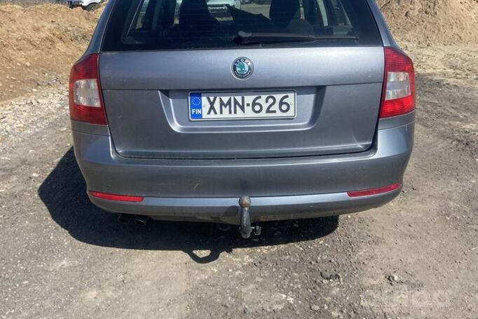 Skoda Octavia 2 generation [restyling] Combi wagon 5-doors