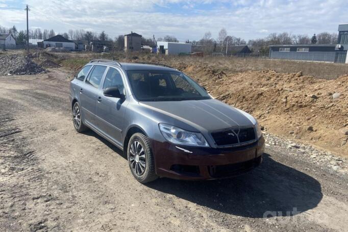 Skoda Octavia 2 generation [restyling] Combi wagon 5-doors