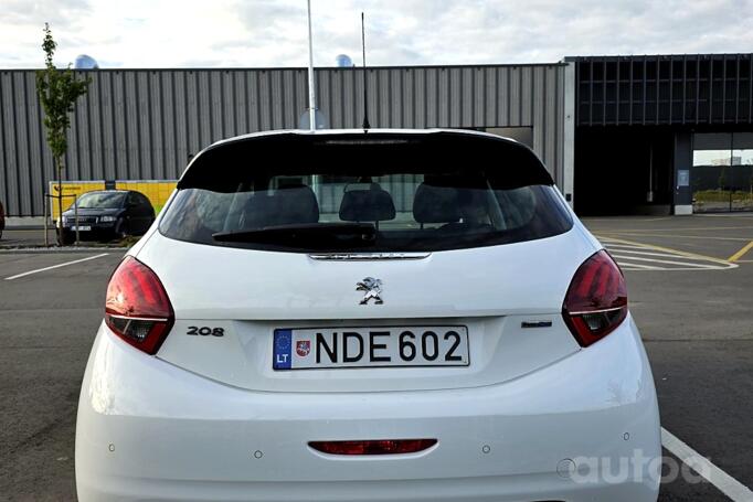 Peugeot 208 1 generation [restyling]