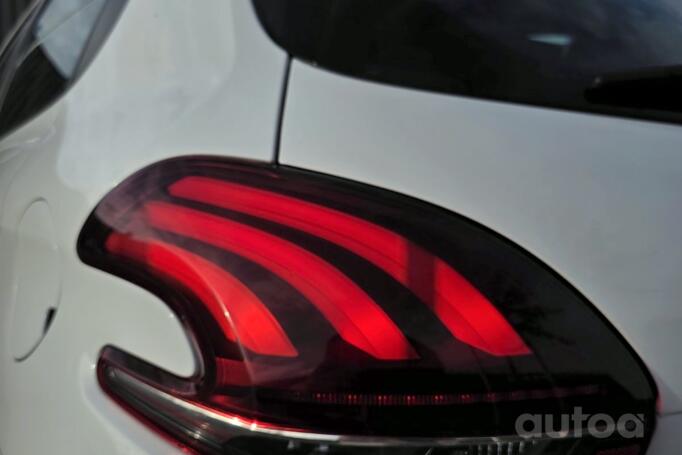 Peugeot 208 1 generation [restyling]