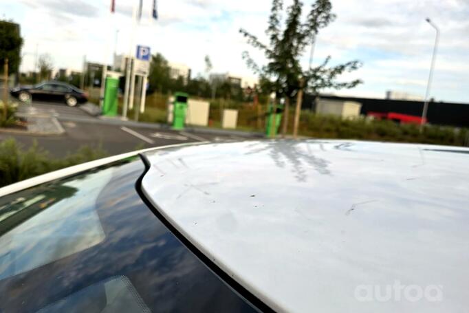 Peugeot 208 1 generation [restyling]