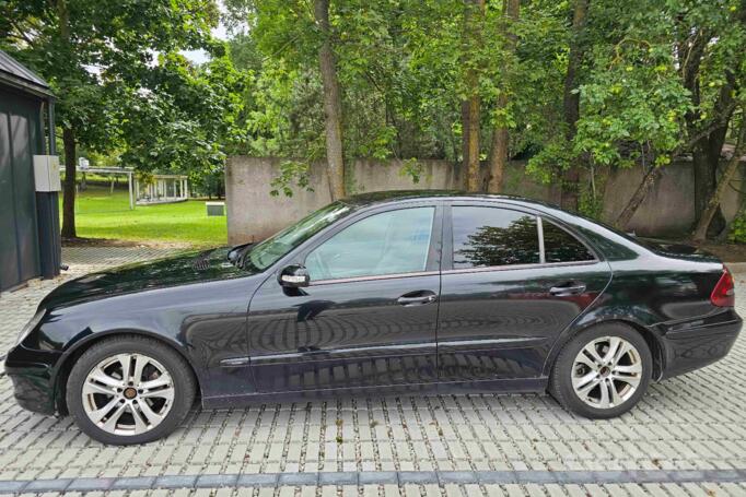 Mercedes-Benz E220