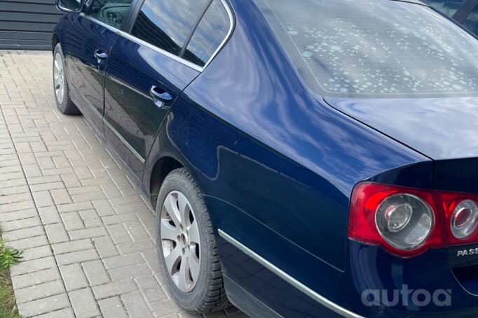 Volkswagen Passat B6 Sedan 4-doors