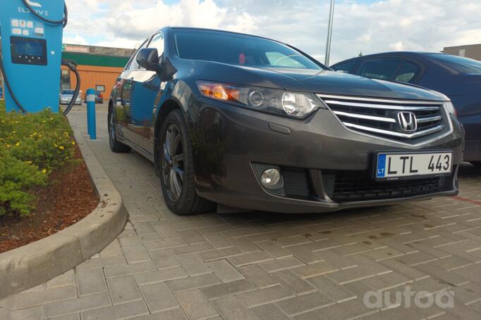 Honda Accord 8 generation [restyling] Sedan 4-doors