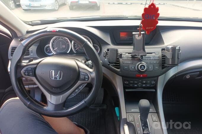 Honda Accord 8 generation [restyling] Sedan 4-doors