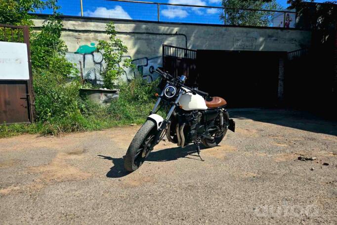Yamaha XJ