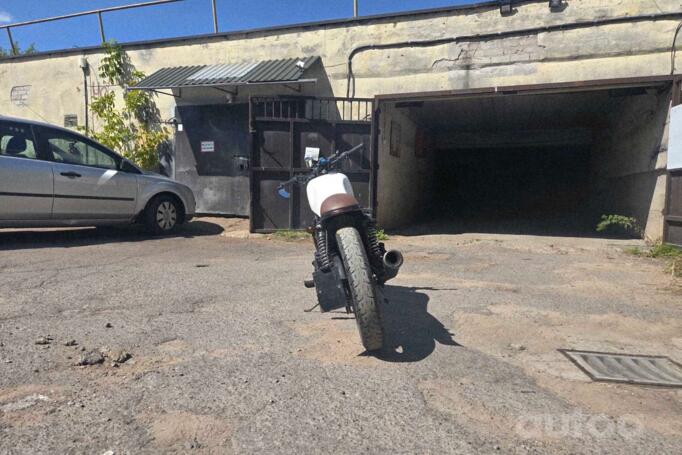 Yamaha XJ