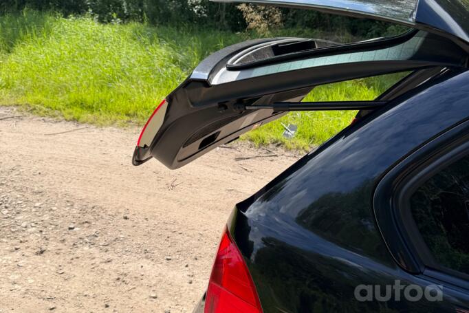 BMW 3 Series E90/E91/E92/E93 [restyling] Touring wagon