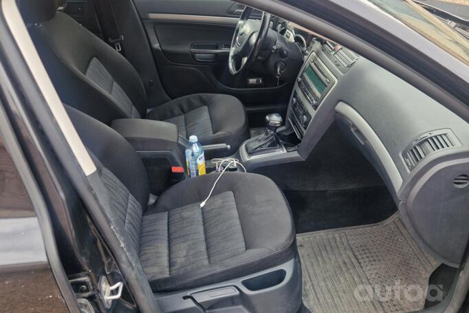 Skoda Octavia 2 generation [restyling] Combi wagon 5-doors