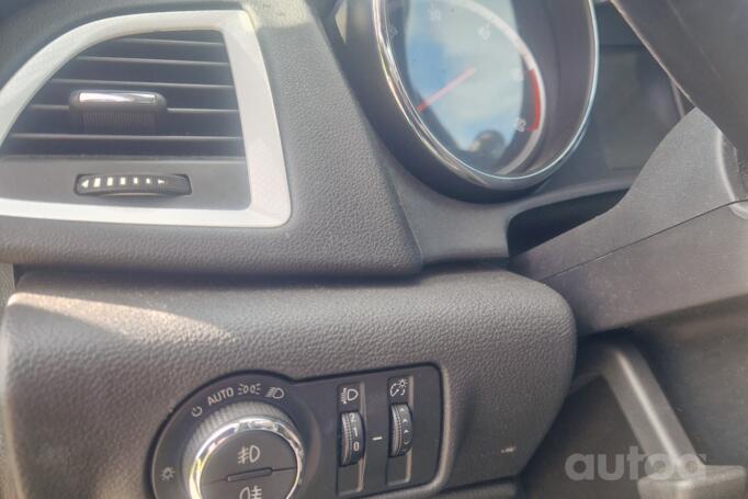 Opel Astra J [restyling] Hatchback 5-doors