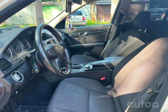 Mercedes-Benz C-Class W204/S204 wagon 5-doors